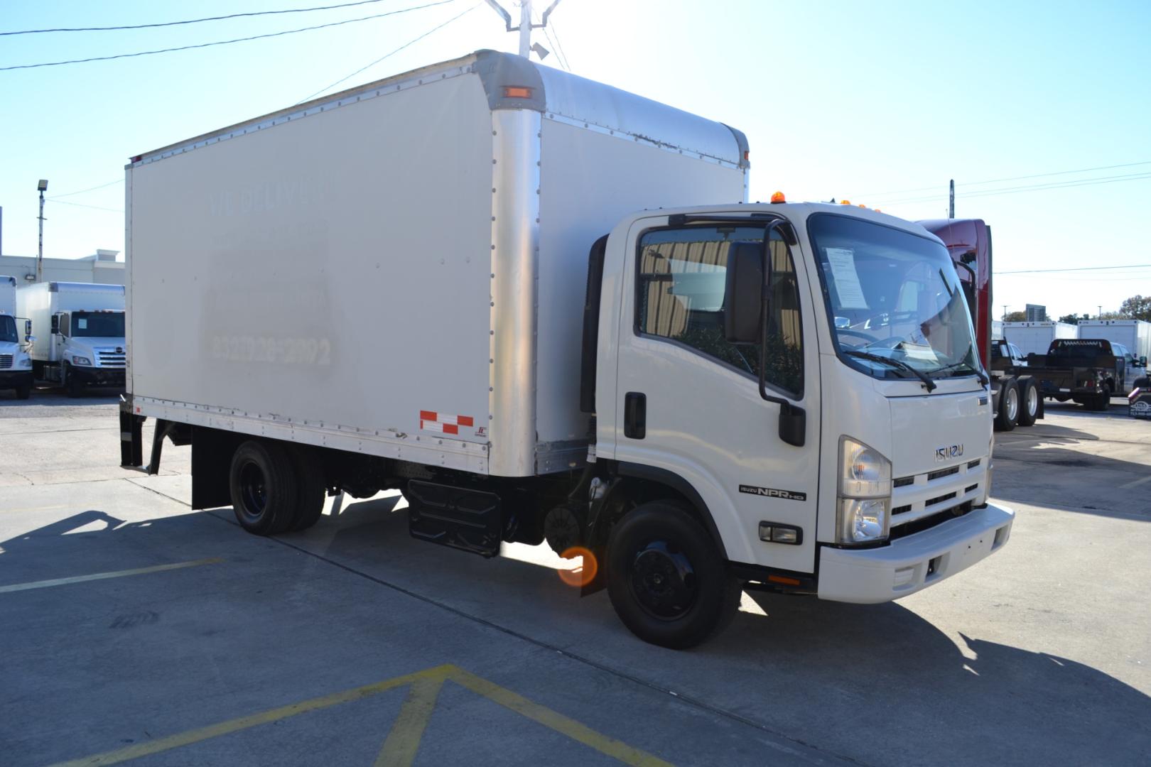 2012 WHITE /GRAY ISUZU NPR with an 4HK1TC 5.2L TURBO-CHARGED DIESEL engine, AUTOMATIC transmission, located at 9172 North Fwy, Houston, TX, 77037, (713) 910-6868, 29.887470, -95.411903 - Photo#2